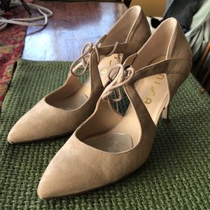Unisa Nude Suede Pumps